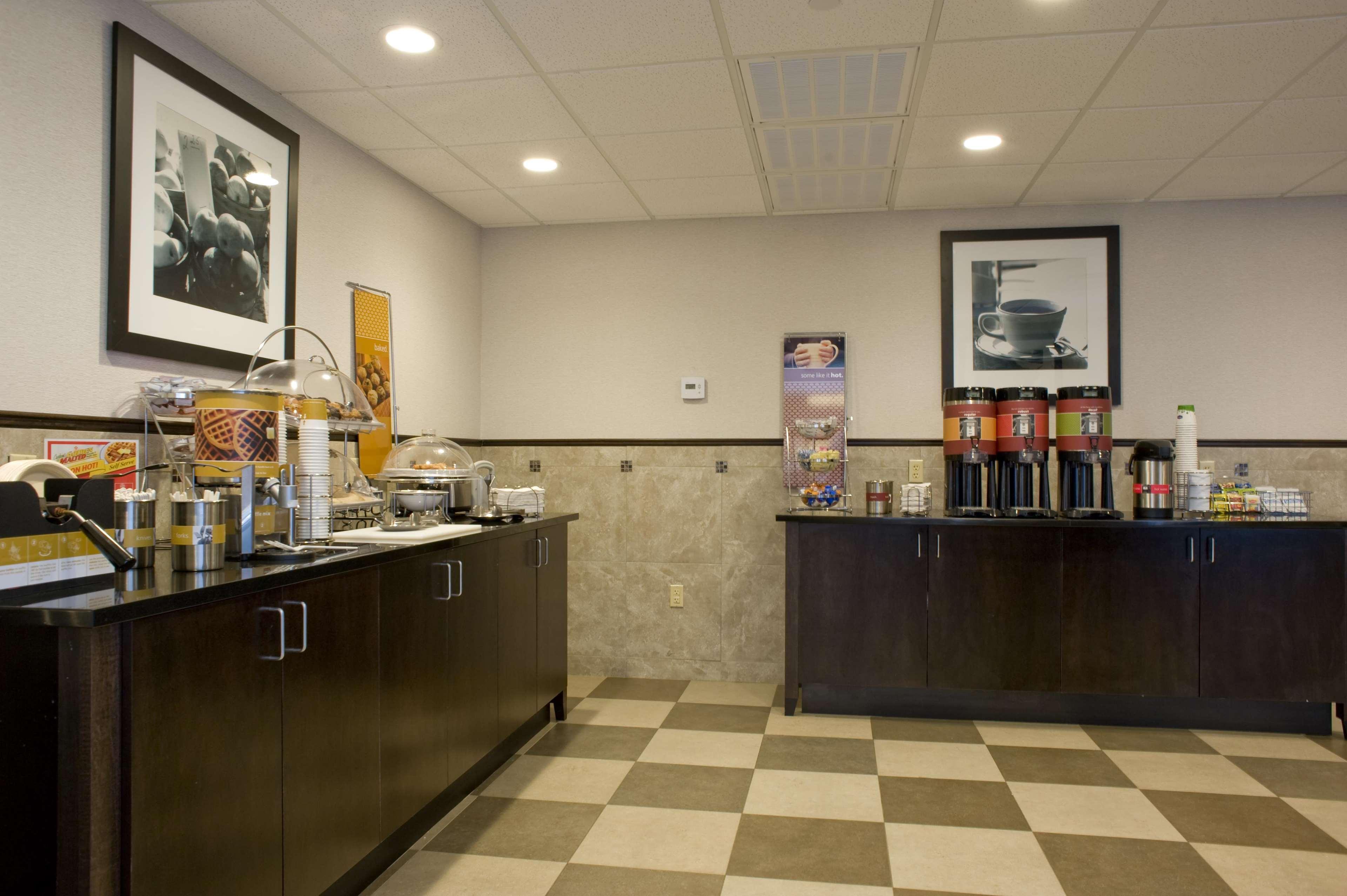 Hampton Inn & Suites Tupelo/Barnes Crossing Екстериор снимка
