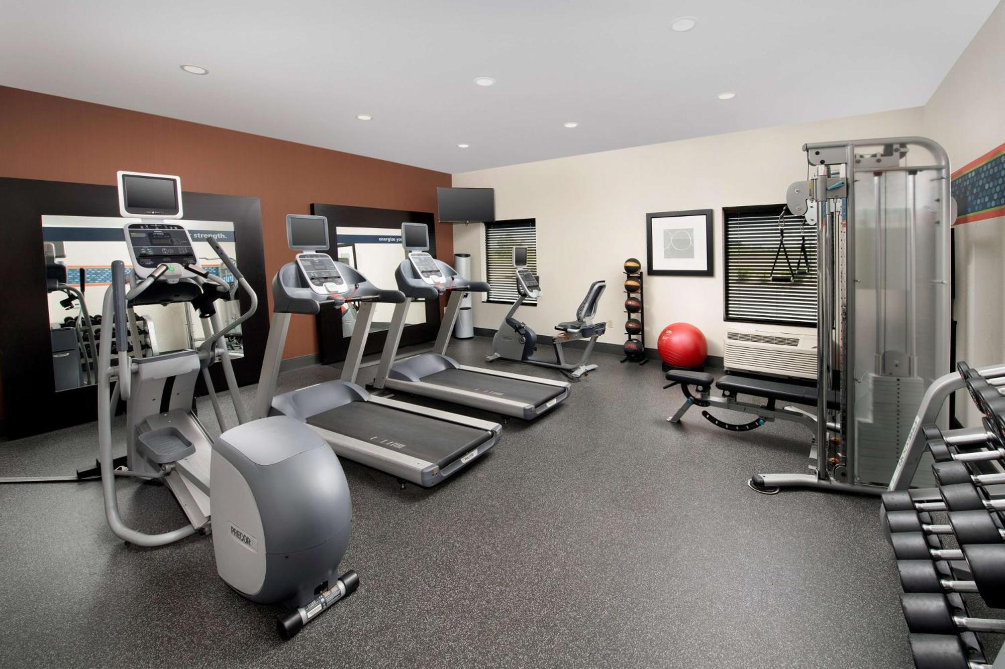 Hampton Inn & Suites Tupelo/Barnes Crossing Екстериор снимка