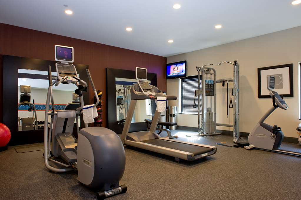 Hampton Inn & Suites Tupelo/Barnes Crossing Съоръжения снимка