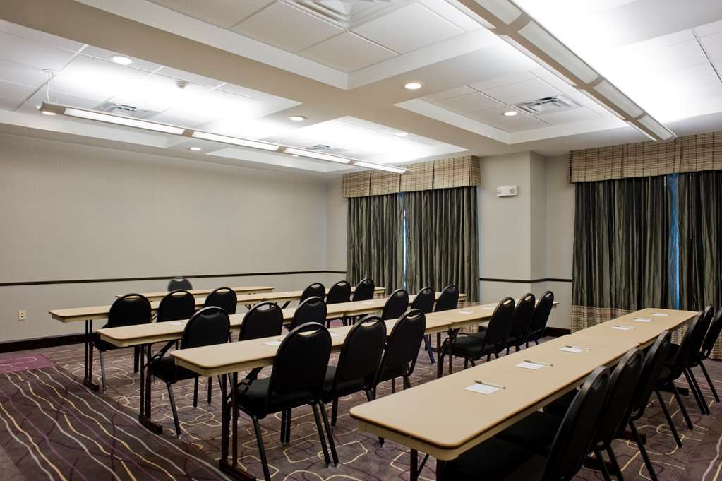 Hampton Inn & Suites Tupelo/Barnes Crossing Съоръжения снимка