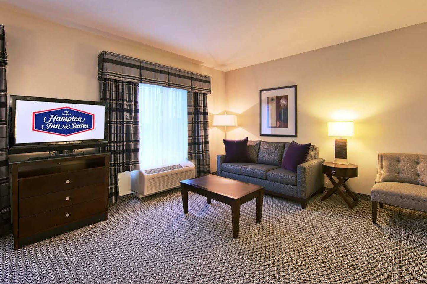 Hampton Inn & Suites Tupelo/Barnes Crossing Екстериор снимка